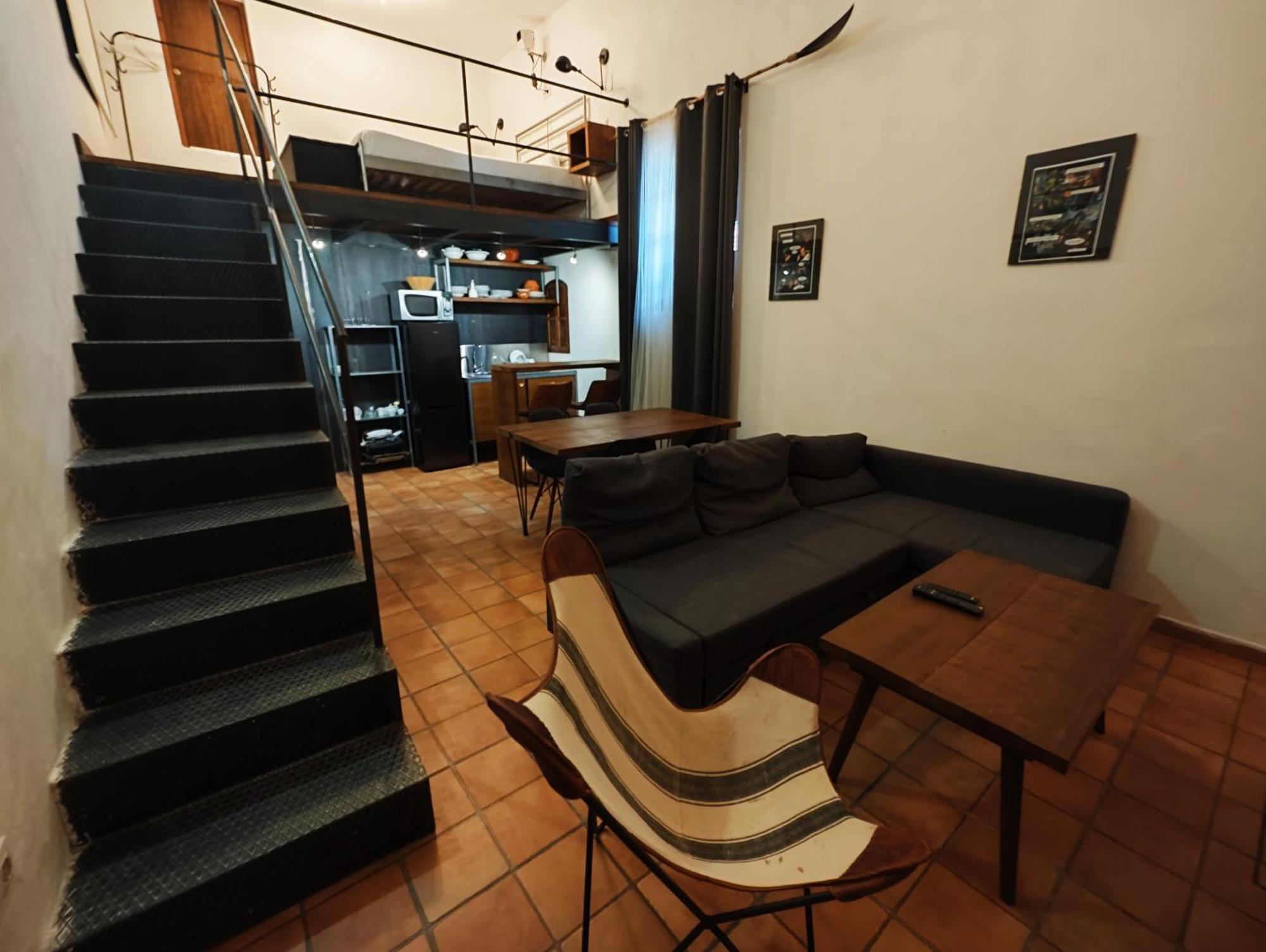 Hostal Cafe Frenteabastos Carmona  Exterior photo